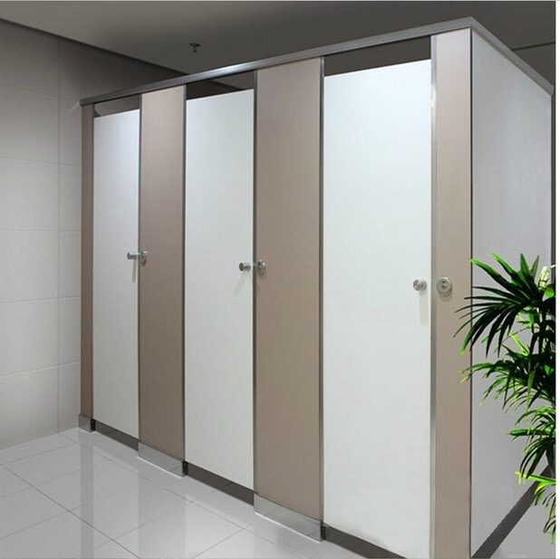 公共衛(wèi)生間隔斷 從小便器擋板到蹲坑矮墻的設(shè)計(jì)與功能解析